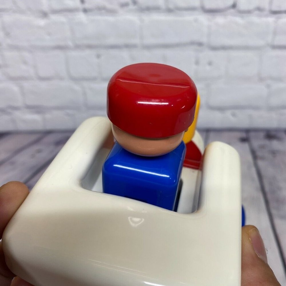 Vintage Train Car Engine 1991 TOMY Push n' Go Toy 90s Toy RARE - Picture 10 of 10